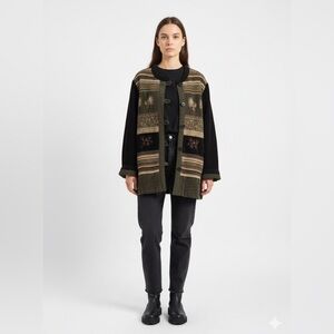 White Stag Vintage Black and Green Patterned Jacket